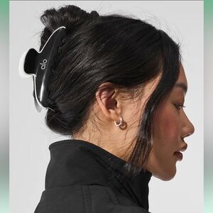 Meet your Posher, Lorris